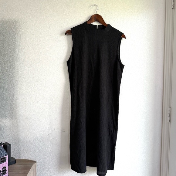 Eileen Fisher Womens Dress Black Plisse Mock Neck Sleeveless Size Medium - Picture 1 of 9
